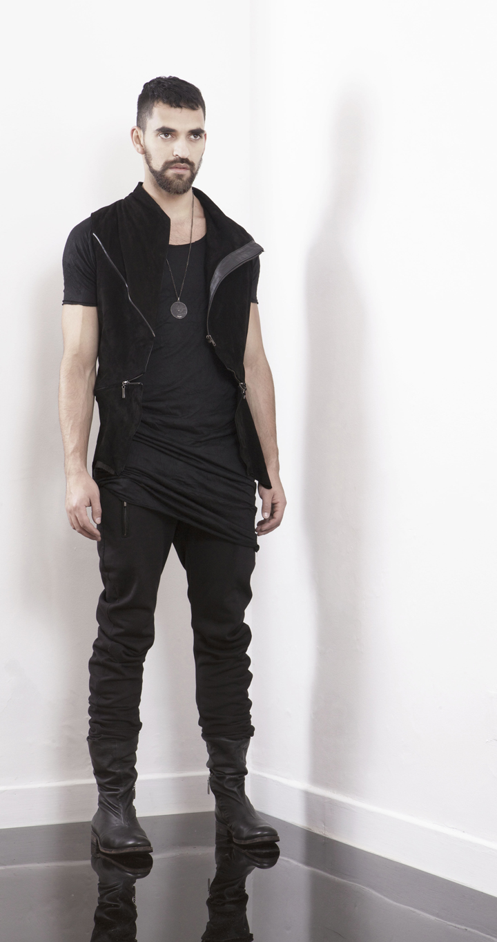 A NEW CROSS SS13 man 5