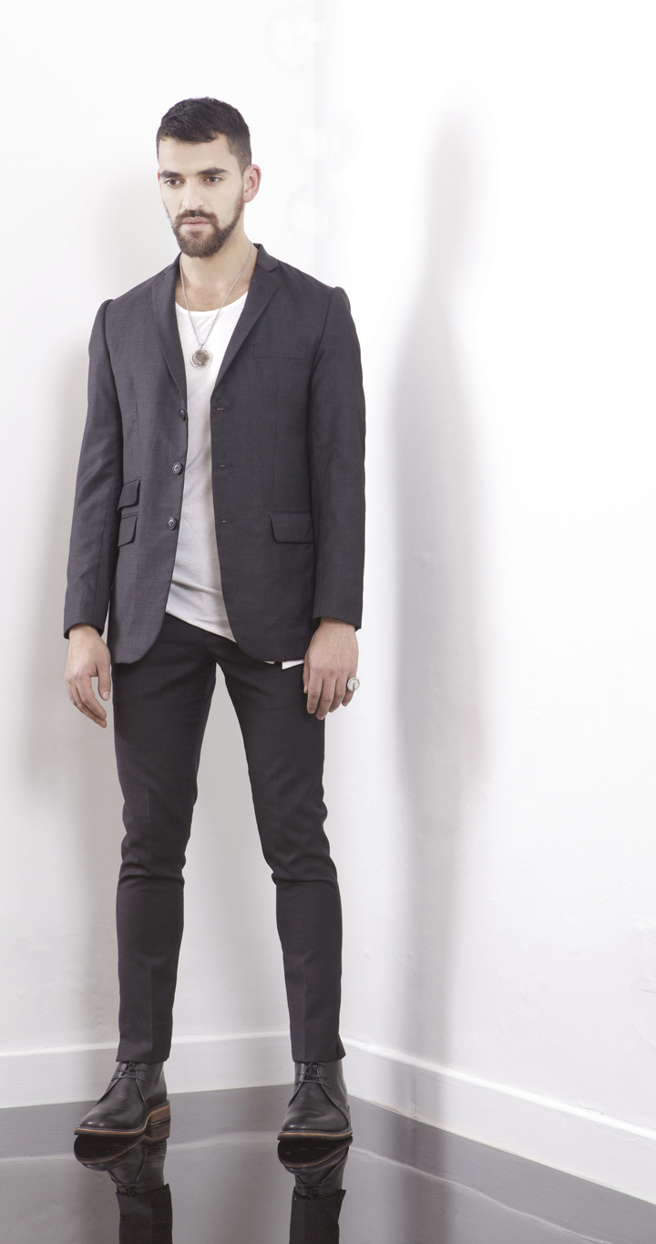 A NEW CROSS SS13 man 6