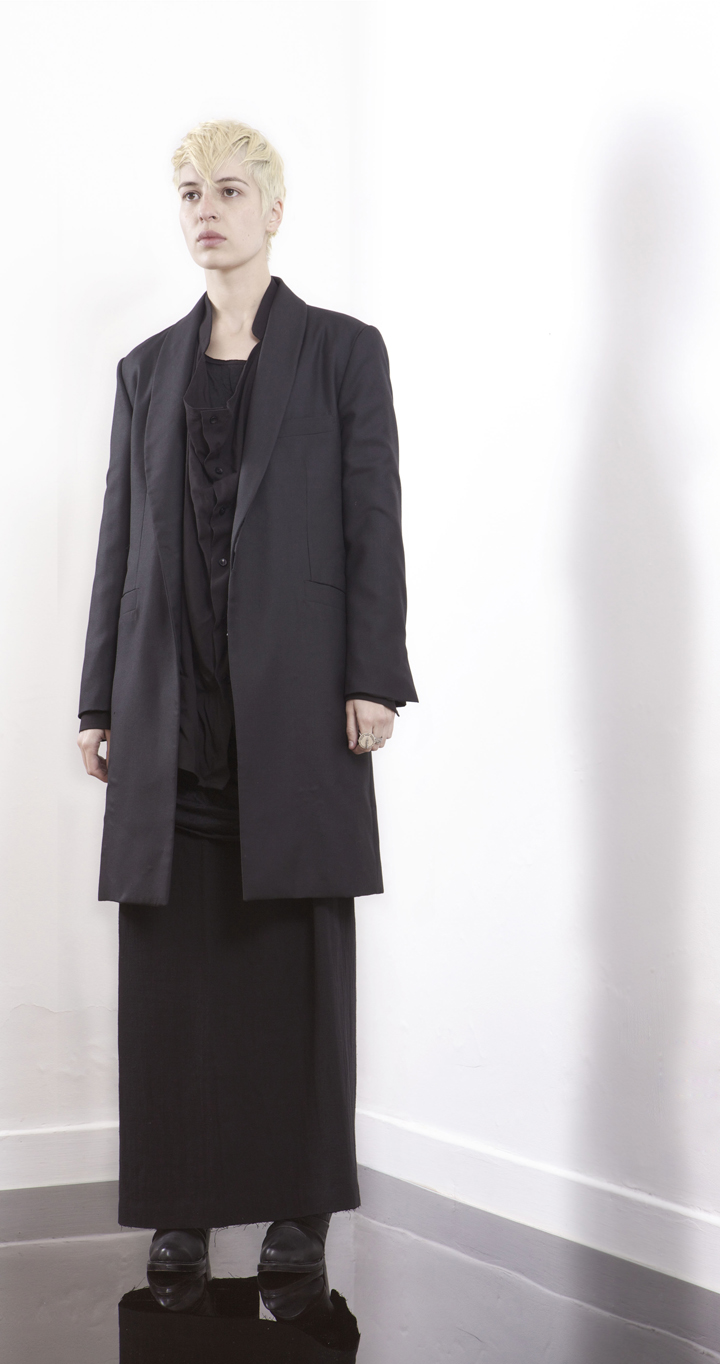 A NEW CROSS SS13 woman 9