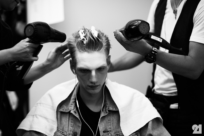 Le-21eme-Adam-Katz-Sinding-Julius-7-Spring-Summer-2014_AKS4842